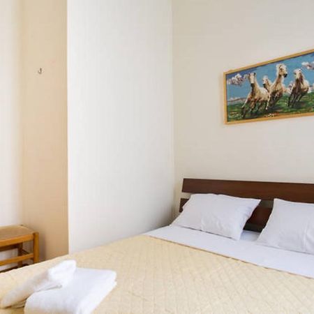 Large 3 Bedroom Apt With Terrace 雅典 外观 照片